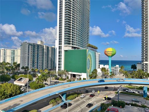 Komplex apartman Hallandale Beach, Broward County