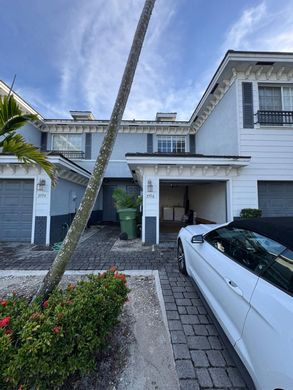Townhouse in Lauderhill, Broward County