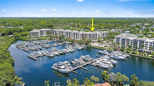 Residential complexes in Palm Beach Gardens, Palm Beach