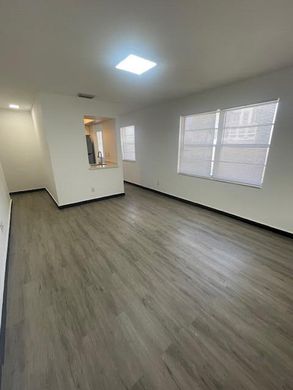 Residential complexes in Hallandale, Broward County