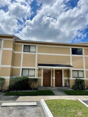 Complesso residenziale a Pembroke Pines, Broward County