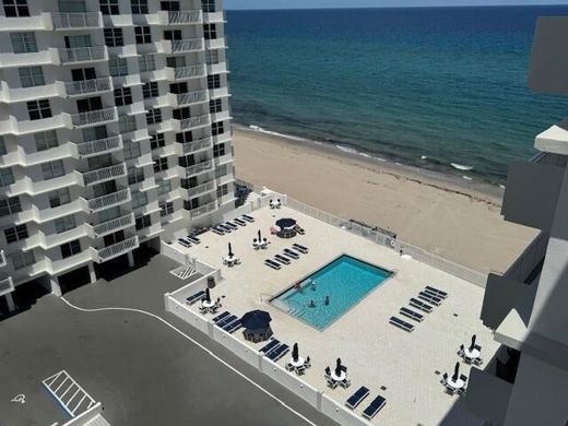 Wohnkomplexe in Highland Beach, Palm Beach County