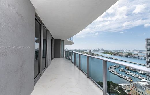 Complesso residenziale a Miami, Miami-Dade County