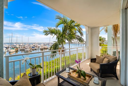 Residential complexes in Stuart, Martin County