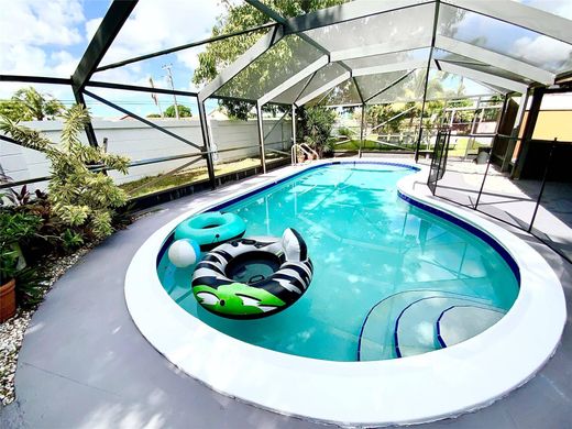 Villa in North Lauderdale, Broward County