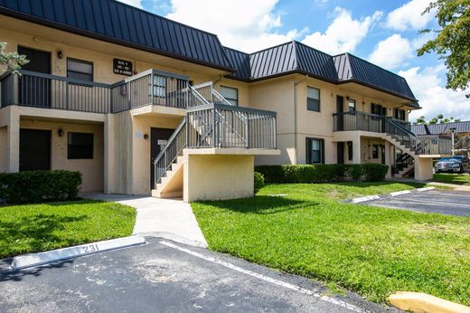 Complexes résidentiels à Pembroke Pines, Comté de Broward