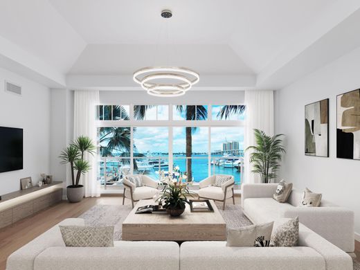 Residential complexes in Palm Beach Shores, Palm Beach