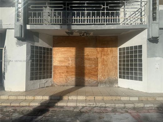 Villa in North Miami, Miami-Dade County