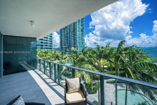 Kamienica w Miami, Miami-Dade County