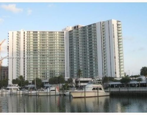 Komplex apartman Sunny Isles Beach, Miami-Dade County