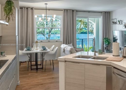 مجمع شقق ﻓﻲ Aventura, Miami-Dade County