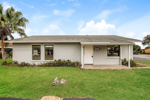 Villa - Miami, Miami-Dade County