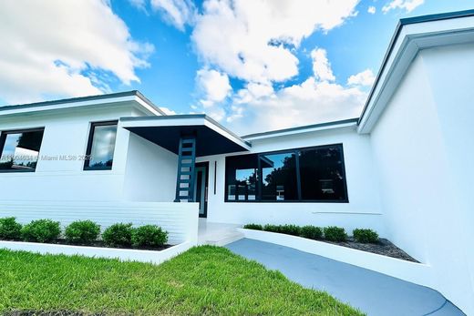 Villa a North Miami, Miami-Dade County