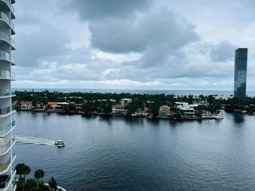 Residential complexes in Aventura, Miami-Dade