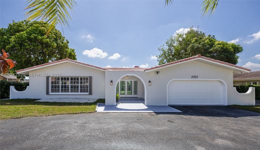 Villa in Coral Springs, Broward County