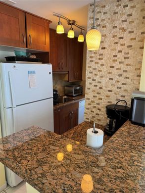 Kamienica w Pompano Beach, Broward County