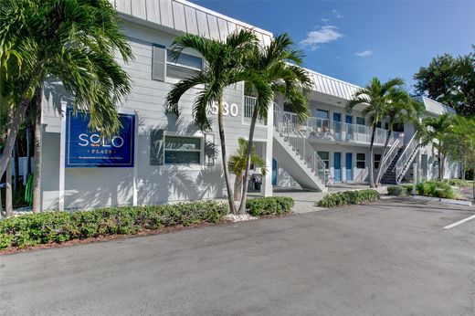 Residential complexes in Fort Lauderdale, Broward County