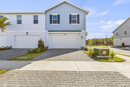 Townhouse in The Acreage, Palm Beach