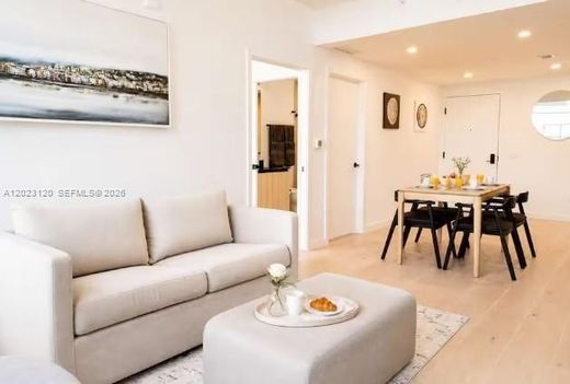 Residential complexes in Miami, Miami-Dade