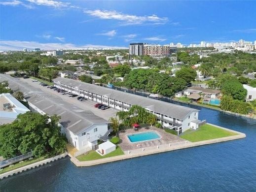 Complesso residenziale a Oakland Park, Broward County