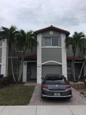 Townhouse in Miramar, Broward County