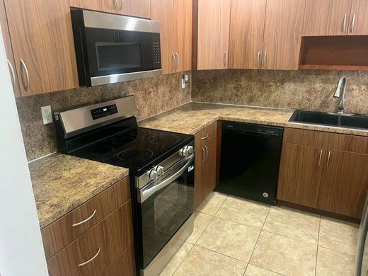 Residential complexes in Hialeah, Miami-Dade