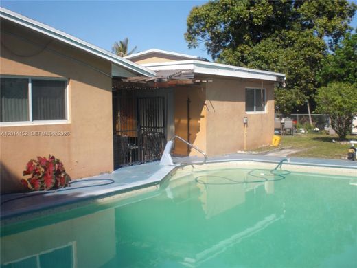 Villa in Sunrise, Broward County