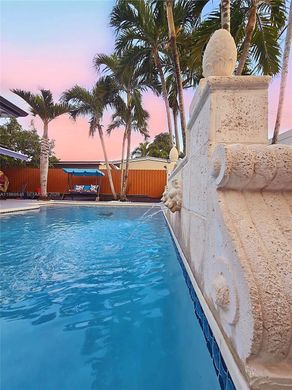 Villa in Pembroke Pines, Broward County