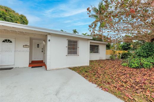 Villa in North Miami, Miami-Dade