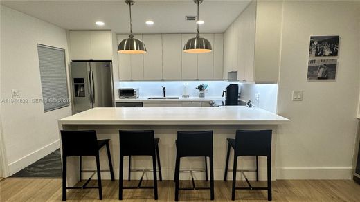 Residential complexes in Hollywood, Broward County