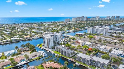Residential complexes in Fort Lauderdale, Broward County