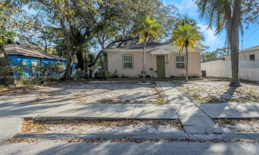 Villa Clearwater, Pinellas County
