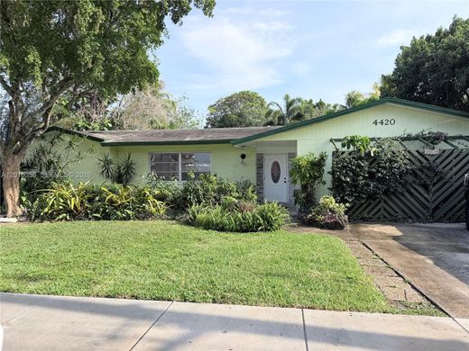 Villa in Lauderhill, Broward County