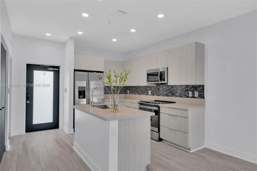 Komplex apartman Doral, Miami-Dade County