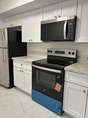 Residential complexes in Hialeah, Miami-Dade