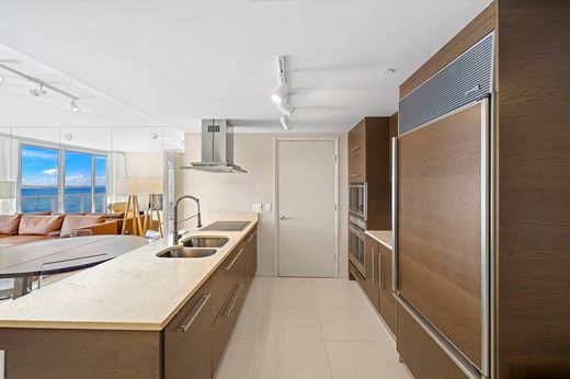 Komplex apartman Miami, Miami-Dade County