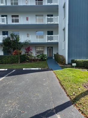 Residential complexes in Margate, Broward County