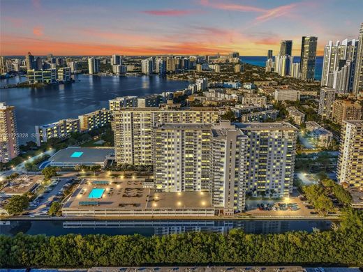 Appartementencomplex in Sunny Isles Beach, Miami-Dade County