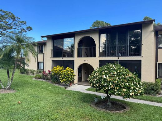 Residential complexes in Greenacres City, Palm Beach