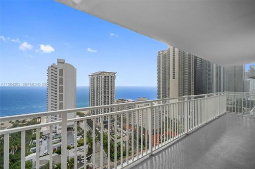 Residential complexes in Sunny Isles Beach, Miami-Dade