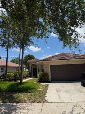 Villa in Weston, Broward County