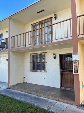 Stadswoning in Sweetwater, Miami-Dade County