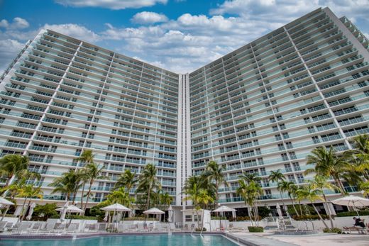 Residential complexes in Sunny Isles Beach, Miami-Dade