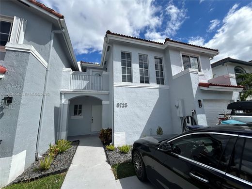 Şehir evi  Miami, Miami-Dade County