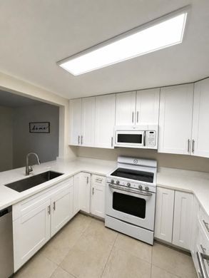 Residential complexes in Davie, Broward County