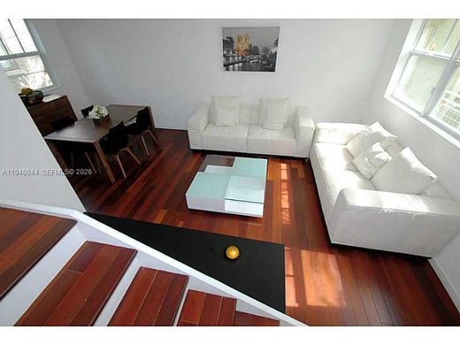 Complexes résidentiels à Miami Beach, Comté de Miami-Dade