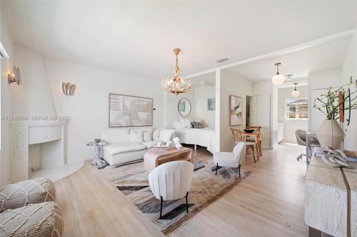 Complesso residenziale a Miami Beach, Miami-Dade County