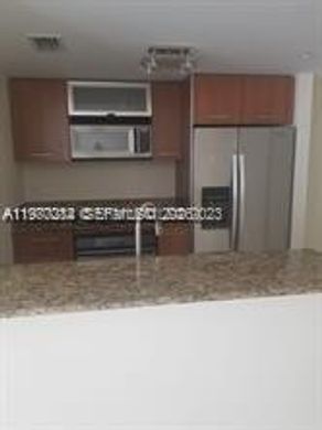 Complesso residenziale a Miami, Miami-Dade County