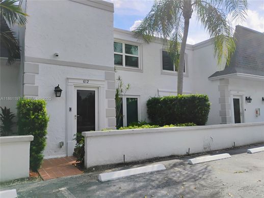 Şehir evi  Hallandale Beach, Broward County