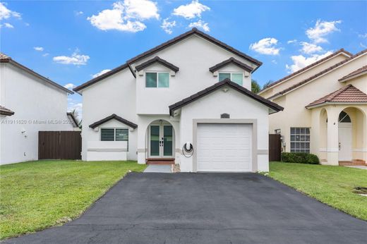 Βίλα σε Miami Terrace Mobile Home, Miami-Dade County
